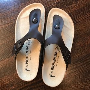 NWOT Pach Genuine Thong Sandal from Thailand